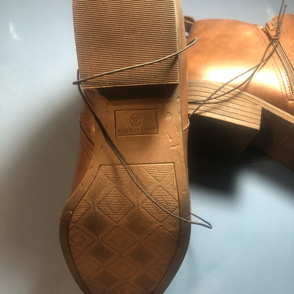 Women American Ragcie Ankle Boots - Picture 4 of 5